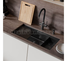Кухонная мойка Lemark TABAGA 820 прямоугольная из нержавеющей стали с аксессуарами в комплекте: ролл-мат, коландер, разделочная доска цвет: Чёрный матовый
